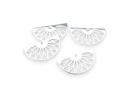 4 Estampes filigranées 19*11mm demi-lune argenté