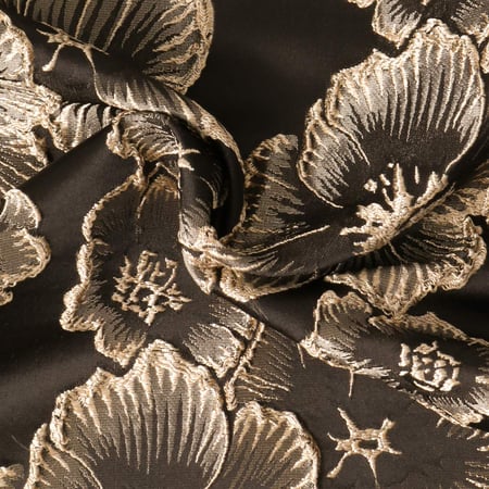 Tissu Jacquard Allover Iris fleurs Dorées sur fond Noir profond