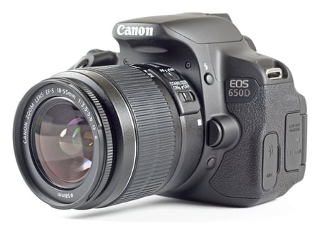 Canon 650D + 18-55 III Noir