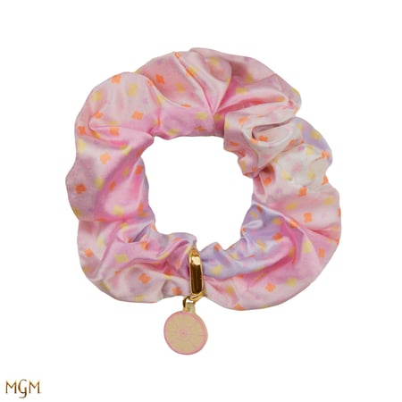 media/mkp/WED-Set-of-3-Scrunchies-Product_3-4895205617353-CR2673.jpg