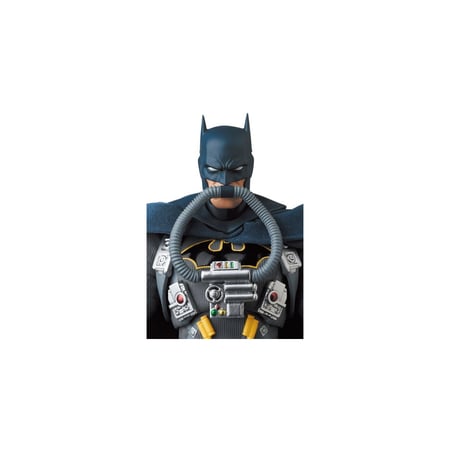 Batman Hush - Figurine MAF EX Stealth Jumper Batman 16 cm