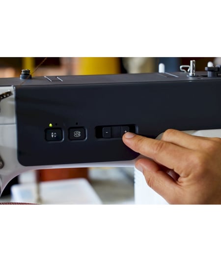 media/mkp/c3251bdd22b443b7b49b42ddc53c24a1