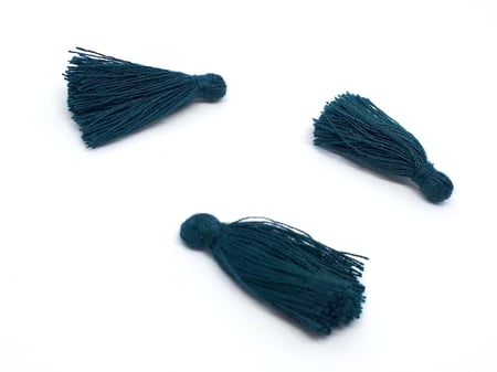 Lot de 3 BRELOQUES POMPONS GLANDS bleu fonce 25 mm - creation bijoux perles