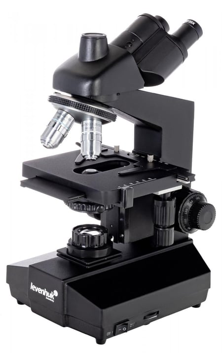 Microscope trinoculaire biologique  870T