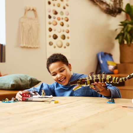 LEGO® 76974 - Le bateau en mission et le mosasaure en briques - Jurassic World