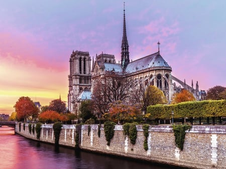 media/pim/1500p-pittoresque-notre-dame-4005556163458_5.jpg