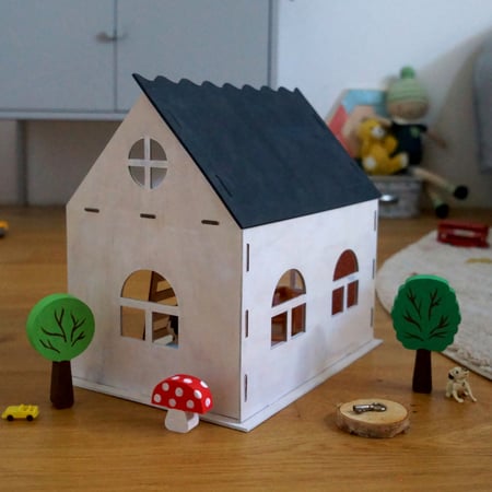 Maison de poupée en bois à construire - Créalia