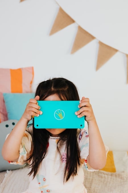 Conteuse pour enfants - Ma Fabrique à Histoires + livre audio de 24 histoires interactives - Lunii