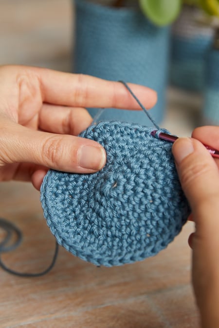 Kit Mindful Making Crochet - J'habille mes plantes - Kits et Coffrets  Crochet - Crochet