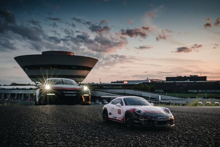 media/pim/3d-puzzle-porsche-911-gt3-ravensburger-4005556111473_27.jpg