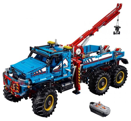 media/pim/42070-la-depanneuse-tout-terrain-6x6-1-1500974262_1000x0.jpg