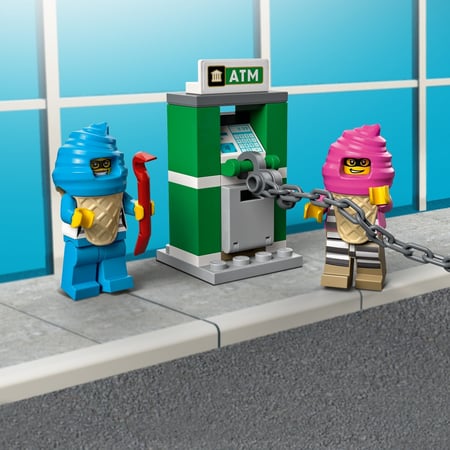 LEGO City 60314 - La Course-Poursuite du Camion de Glaces, Jouet