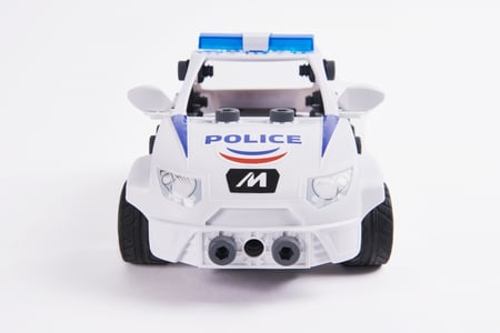 Retrouvez des Voiture de police jouet en ligne