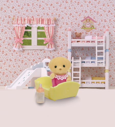 media/pim/bebe-labrador-sylvanian-5054131051870_5.jpg