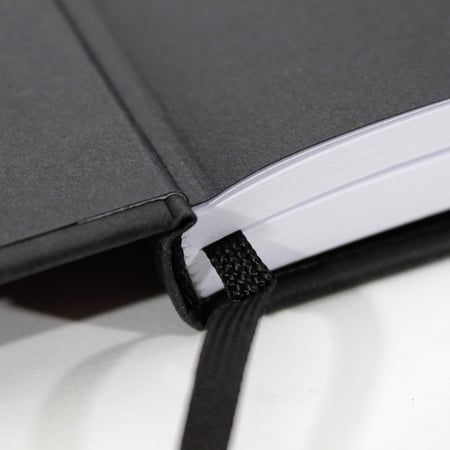 media/pim/black-book-a4-portrait-4048500108228_3.jpg