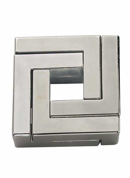 Découvrez le casse-tête métal Square de la marque Hanayama.