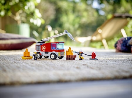 media/pim/city-le-camion-des-pompiers-avec-echelle-5702016911534_10.JPG