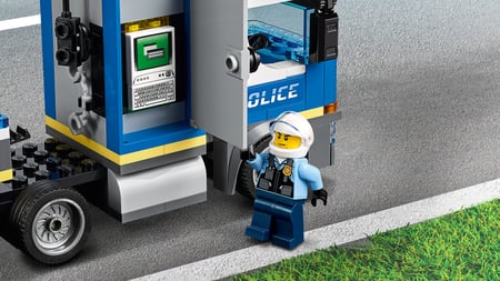 media/pim/city-le-transport-de-l-helico-de-la-police-5702016617788_21.jpg