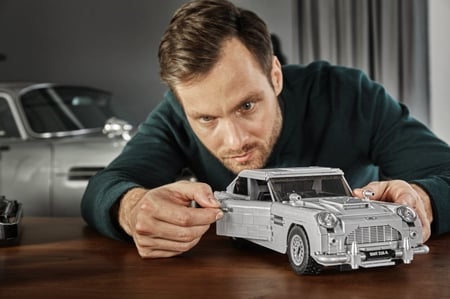 media/pim/creator-expert-james-bond-aston-martin-db5-5702016111828_11.JPG