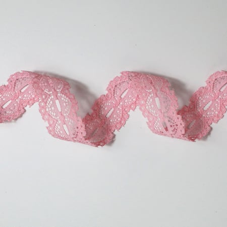 media/pim/dentelle-petale-de-rose-20-mm-360094_1.jpg