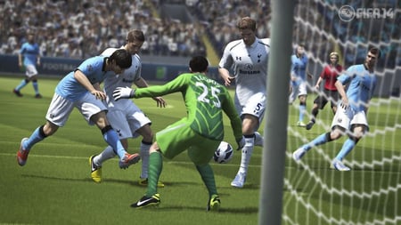 media/pim/fifa-14-3ds-5035225111397_6.jpg