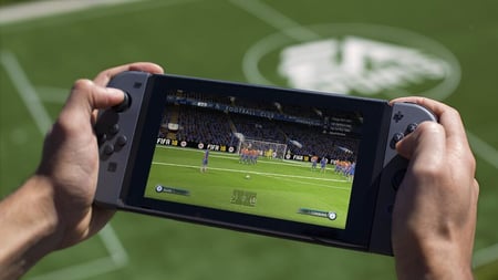 media/pim/fifa-18-5030943122335_4.jpg