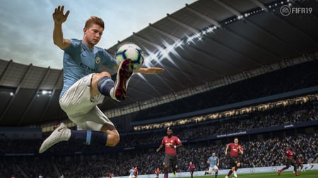 media/pim/fifa-19-5030942121940_7.jpg