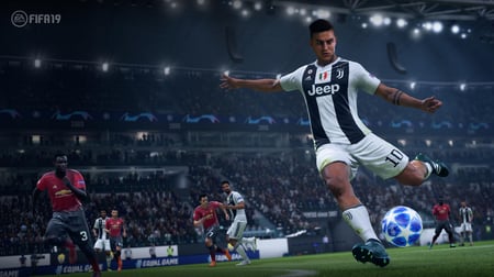 media/pim/fifa-19-5030942121940_8.jpg