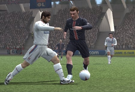 media/pim/fifa-2008-ps2-5030931059155_9.jpg