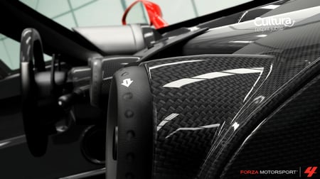 media/pim/forza-motorsport-4-0885370309959_3.jpg