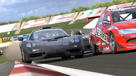 media/pim/gran-turismo-5-edition-signature-0711719112082_5.jpg