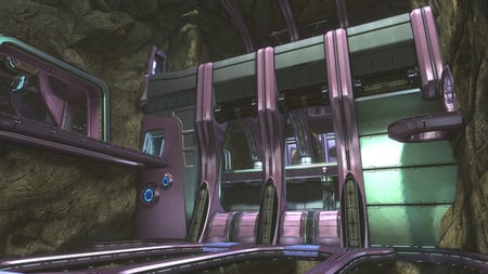 media/pim/halo-combat-evolved-0885370316261_8.jpg