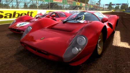 media/pim/l-experience-de-course-de-ferrari-5060057028285_7.jpg