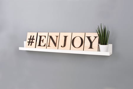 media/pim/lettre-e-plaque-bois-fsc-noir-3738868_2.jpg