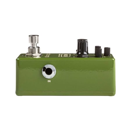 media/pim/m281-thump-bass-preamp-0710137120600_3.JPG