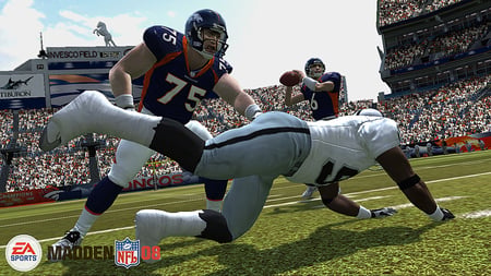 media/pim/madden-nfl-08-ps3-5030931056017_11.jpg