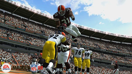 media/pim/madden-nfl-08-ps3-5030931056017_8.jpg