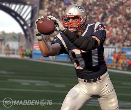media/pim/madden-nfl-16-5035228112902_8.jpg