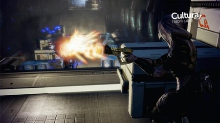 media/pim/mass-effect-2-classics-5030931095160_6.jpg