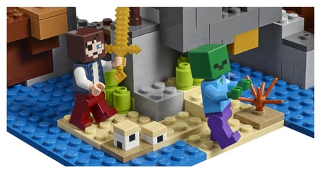 media/pim/minecraft-l-aventure-du-bateau-pirate-5702016370904_37.jpg