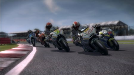 media/pim/moto-gp-10-11-5055060926840_10.jpg