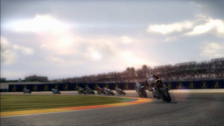 media/pim/moto-gp-10-11-5055060926840_11.jpg