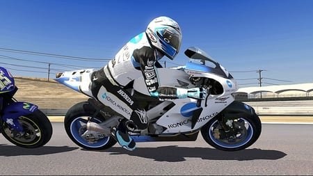 media/pim/moto-gp-ultimate-racing-technology-urt-6-xbox360-4005209074117_10.jpg