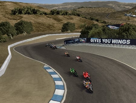 media/pim/motogp-07-ps2-5055060924013_10.jpg