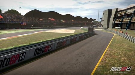 media/pim/motogp-14-8059617102050_2.jpg