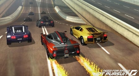 media/pim/need-for-speed-hot-pursuit-5030931093630_3.jpg