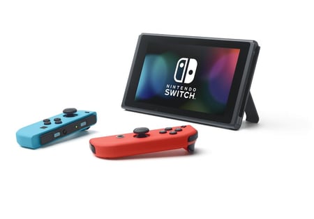 Console Nintendo Switch avec Joy-Con - Néon - Consoles