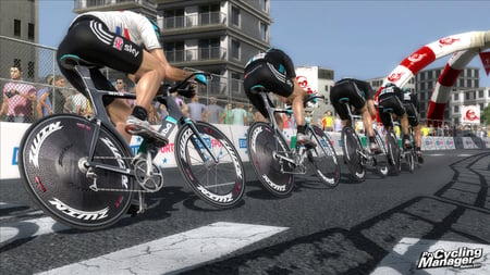 media/pim/pro-cycling-manager-saison-2011-3512289018319_9.jpg