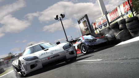 media/pim/race-driver-grid-ds-5024866336443_5.jpg