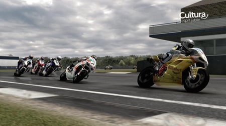 media/pim/sbk-2011-superbike-world-championship-8011642020228_4.jpg
